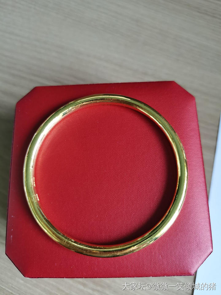 金胖变形了吗_手镯金