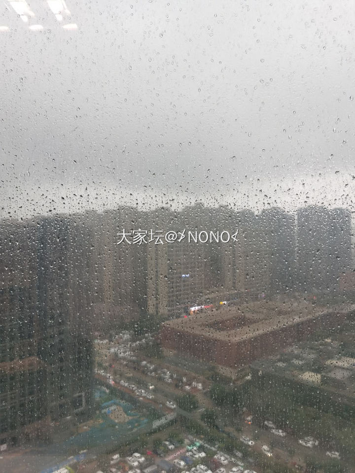 关于这次暴雨的后记
2021.7.20 郑州经历了千年一遇的大暴雨
大到什么程度..._闲聊