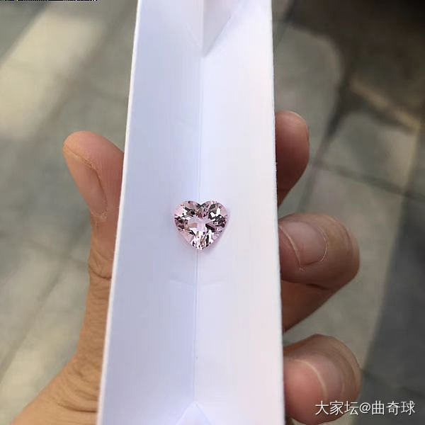 选哪个石头好呢_彩色宝石