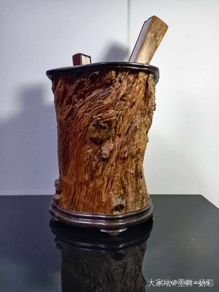 荔枝木笔筒_笔筒