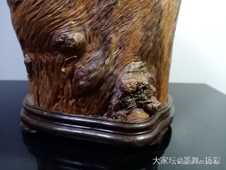 荔枝木笔筒_笔筒
