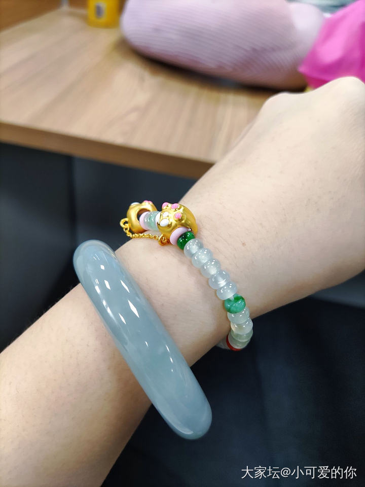 可可爱爱黄金猫猫爪～_串珠金