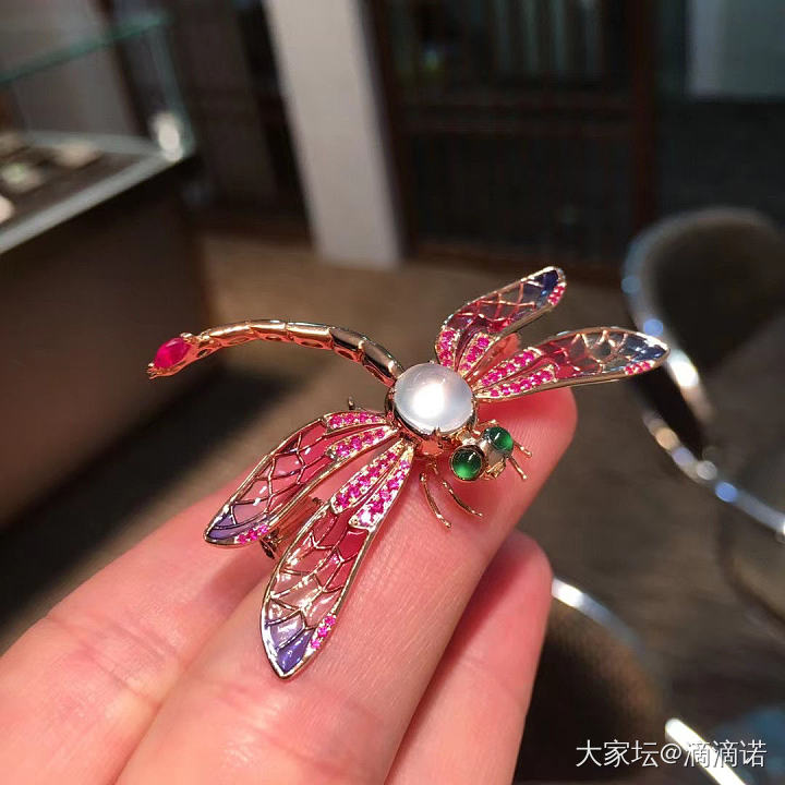 请大神看看这款镶嵌的多少钱合适入_镶嵌翡翠