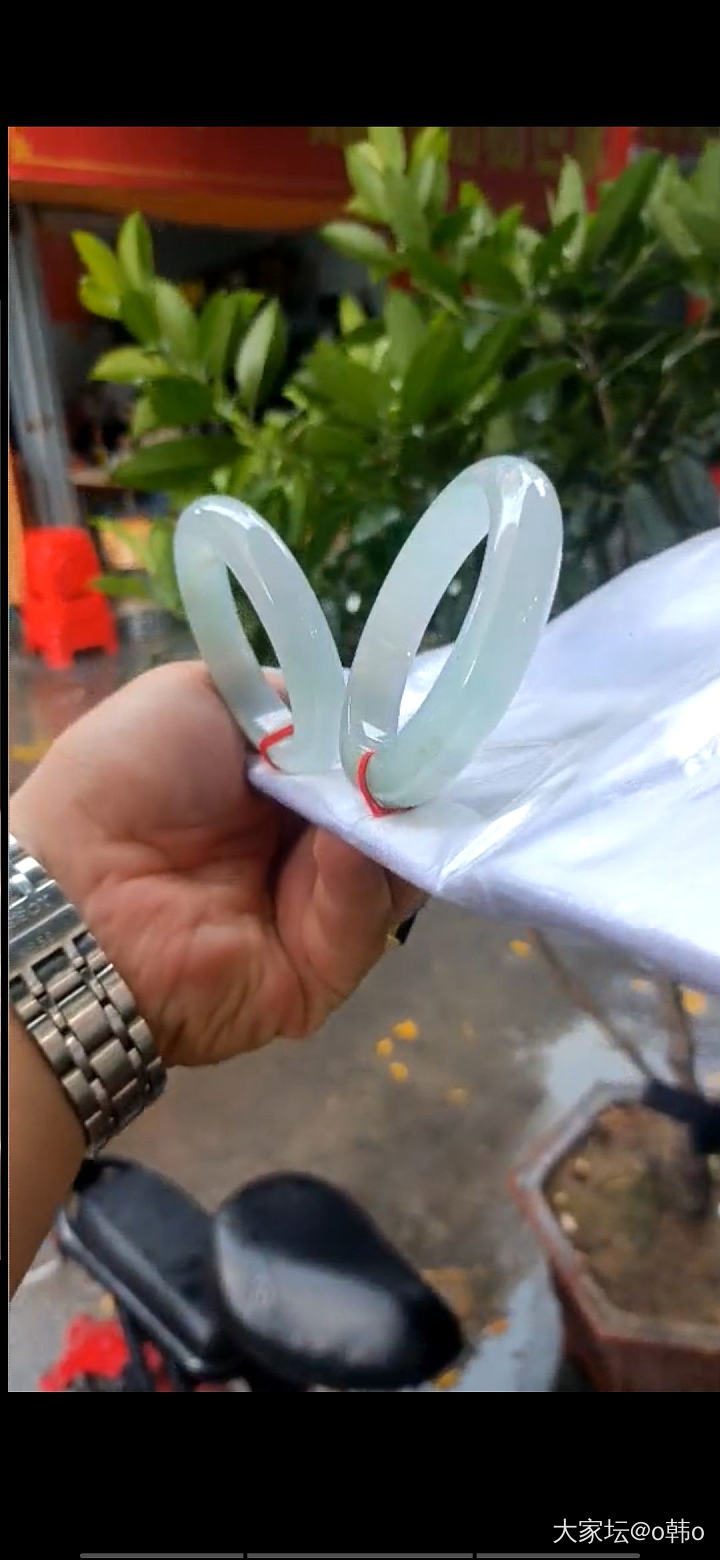 海鲜的镯子变闲置区的镯子又涨价了_闲鱼