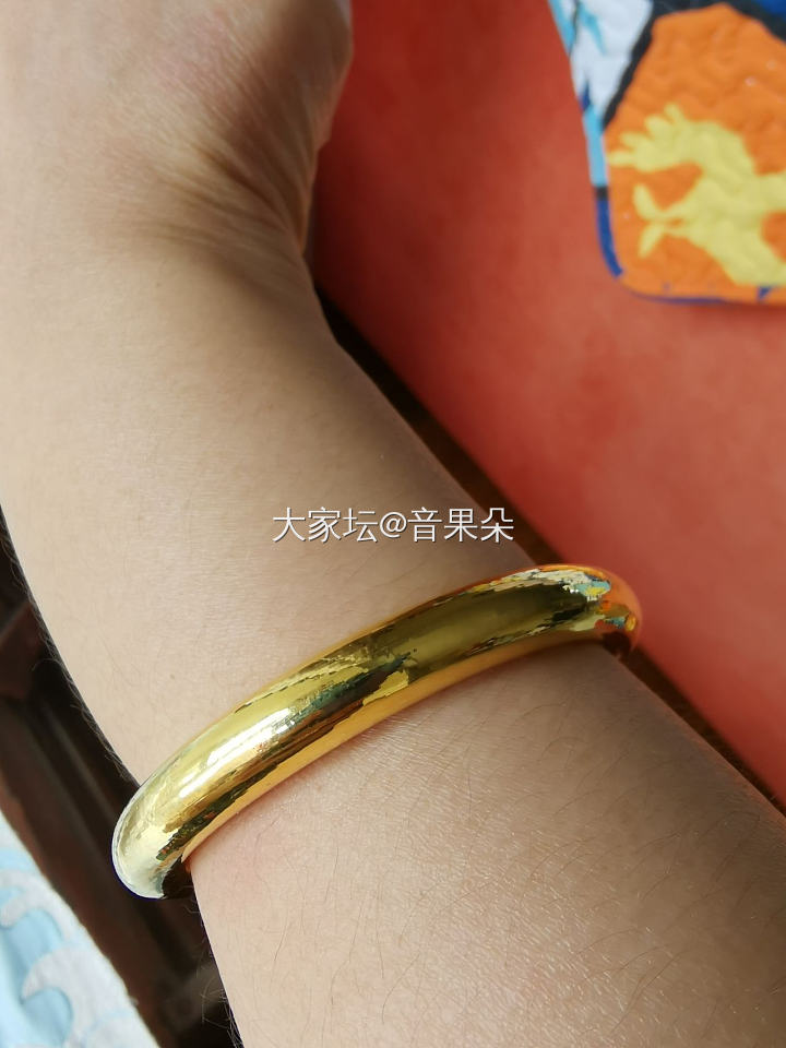 升级完的金胖今天终于又回到了我身边_手镯金