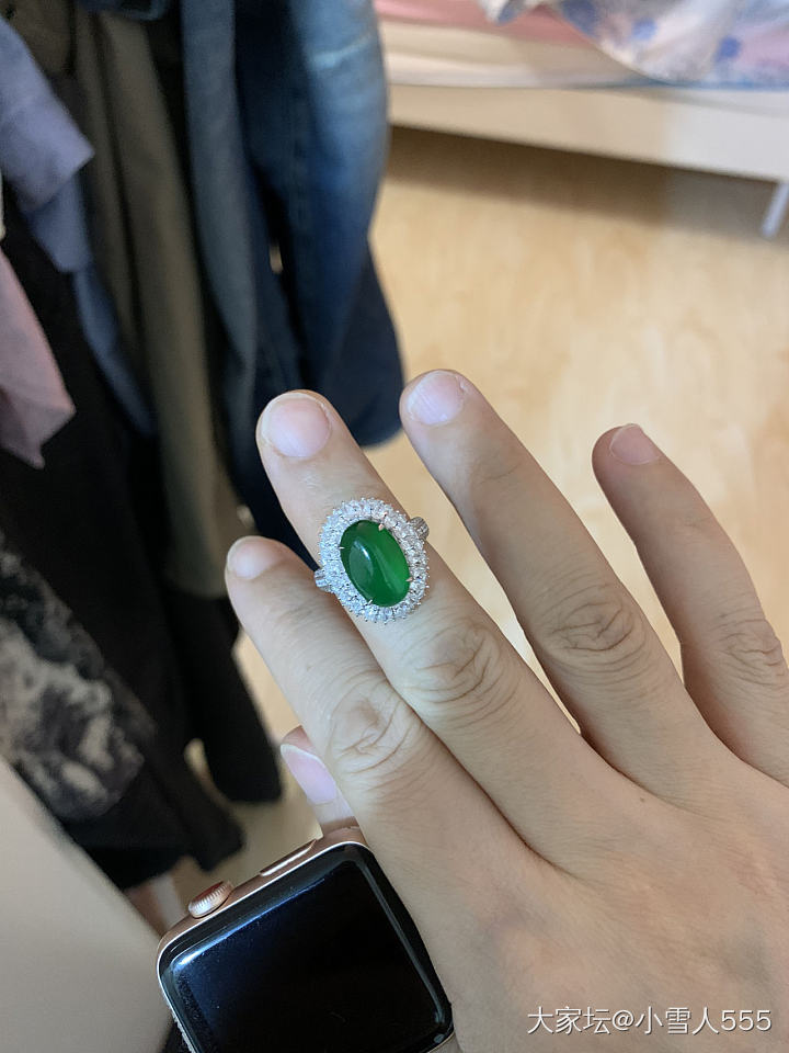 讨论一下翡翠所谓的帝王绿_蛋面翡翠