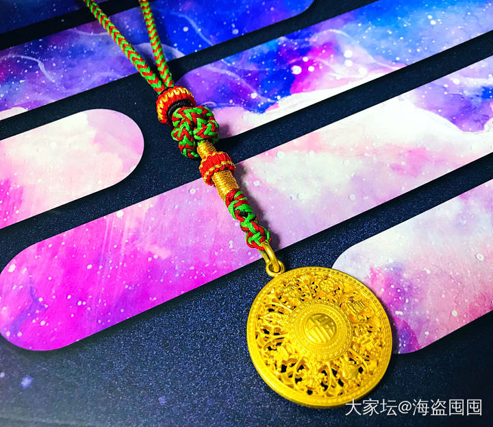 圆盘吊坠不知道要配什么挂绳了！_搭配金