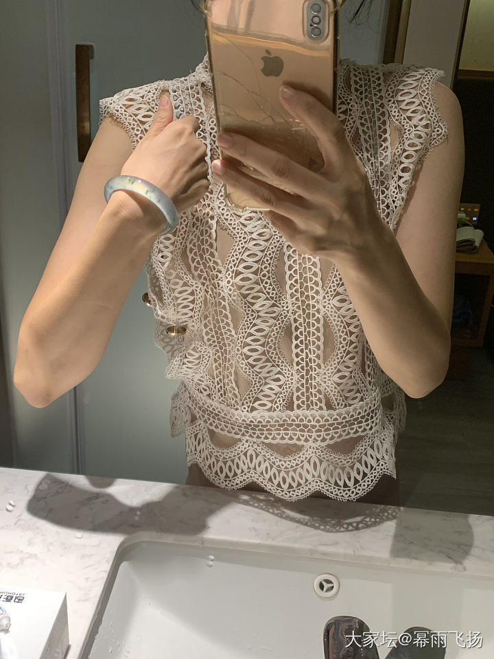 真的是珠宝感十足_手镯翡翠