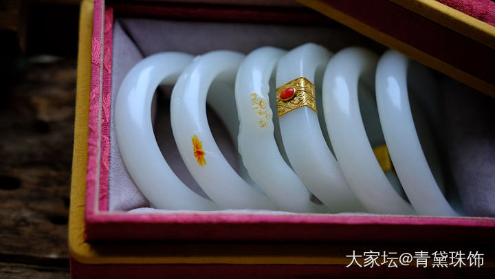 嘚瑟。_和田玉