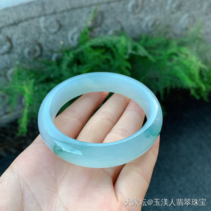 又是极美的九款大白菜价的美镯🤔🤔_翡翠