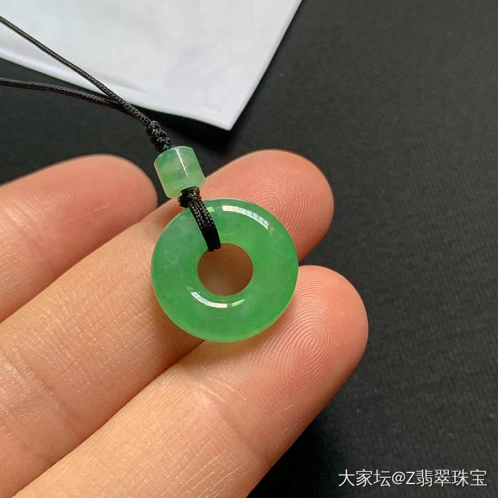 阳绿平安环_翡翠