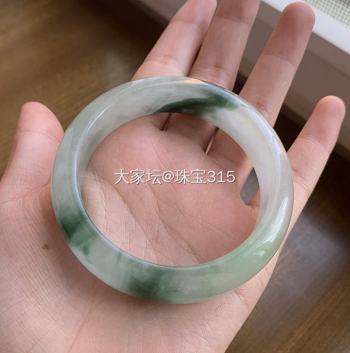 跟朋友买翡翠也不一定靠谱_翡翠