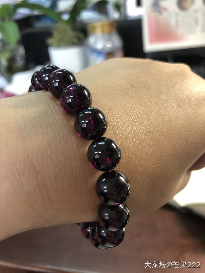 新入手紫牙乌，大家觉得如何_石榴石