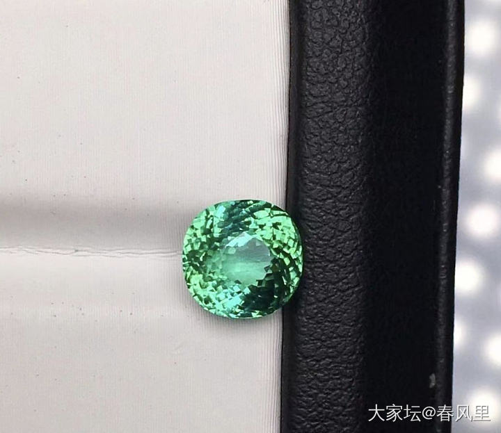 请问这两颗帕拉伊巴值得买吗？_碧玺