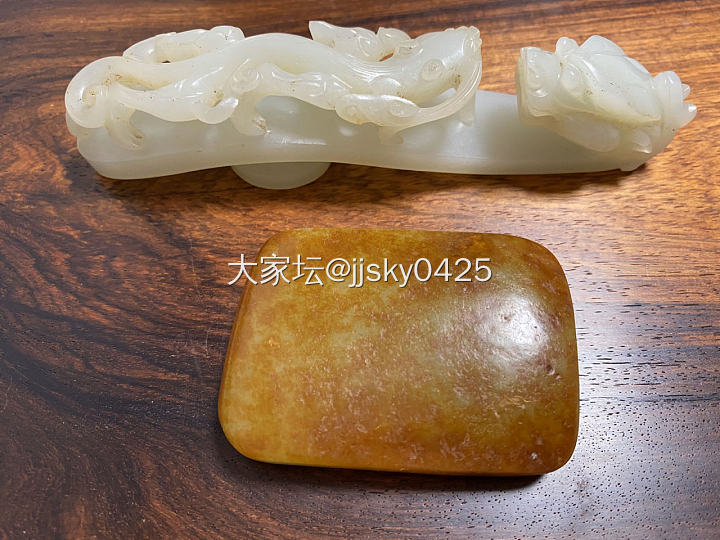 麻烦大家帮我看看这串手串的皮色如何_和田玉
