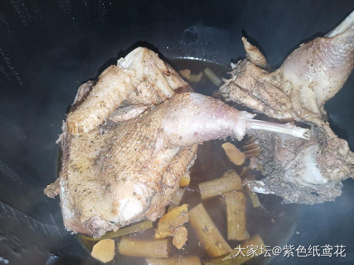 我今天中午竟然吃了一只鸡。_美食