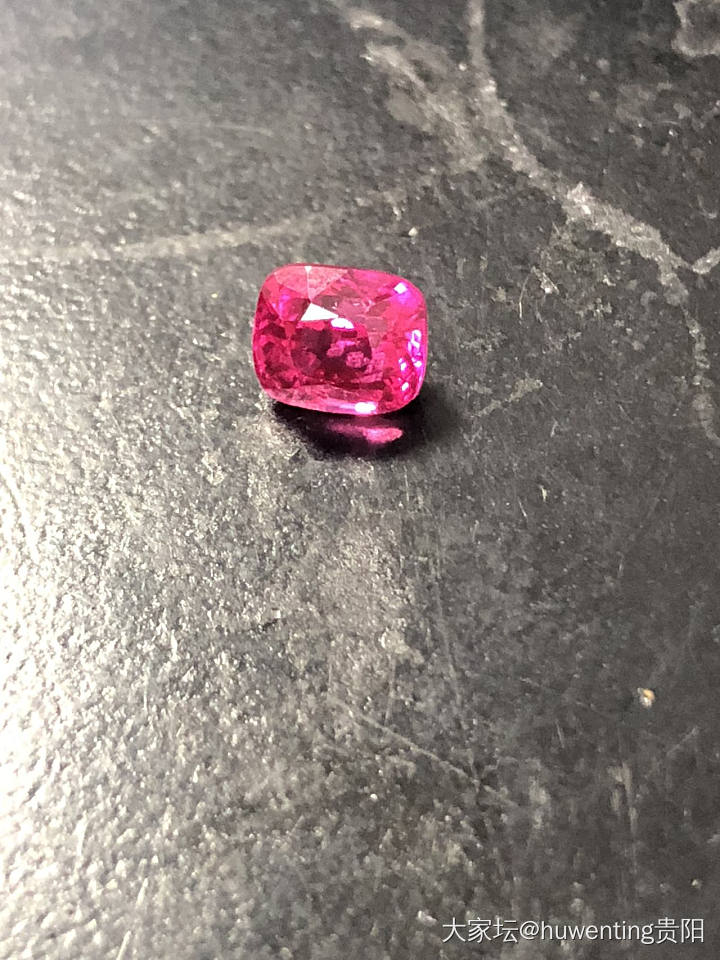 留还是不留？_尖晶石