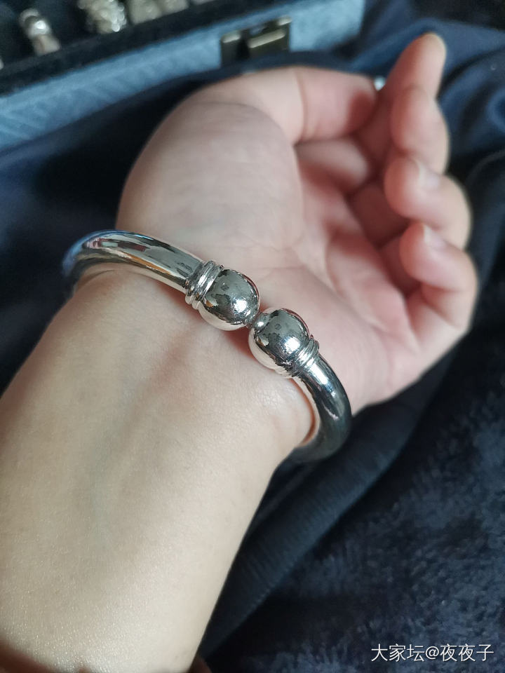 今天到了小唐哥7环(/≧▽≦/) 老世兴银镯_银