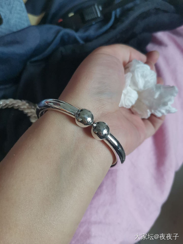 今天到了小唐哥7环(/≧▽≦/) 老世兴银镯_银