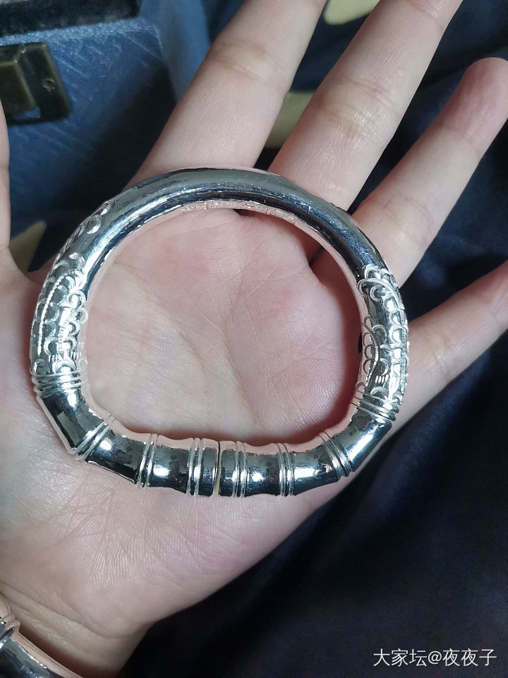今天到了小唐哥7环(/≧▽≦/) 老世兴银镯_银