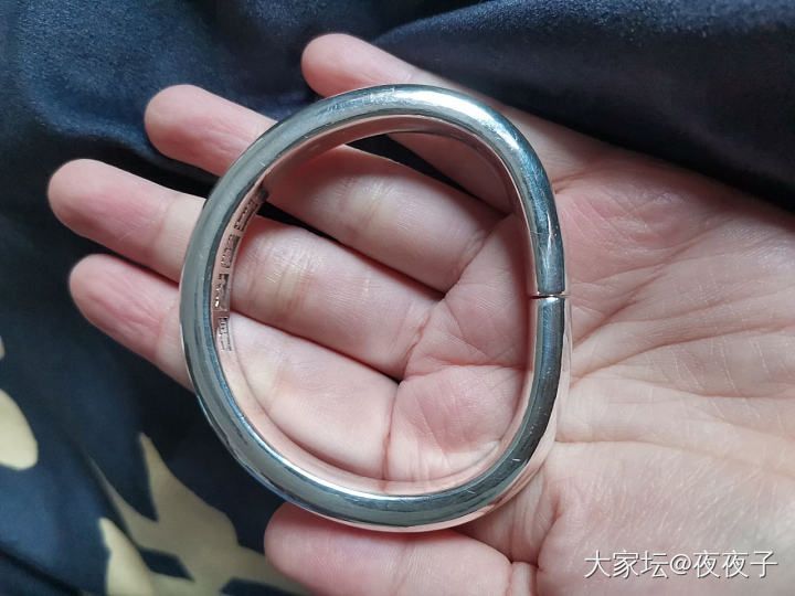 今天到了小唐哥7环(/≧▽≦/) 老世兴银镯_银