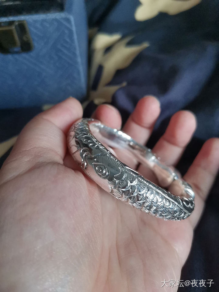今天到了小唐哥7环(/≧▽≦/) 老世兴银镯_银
