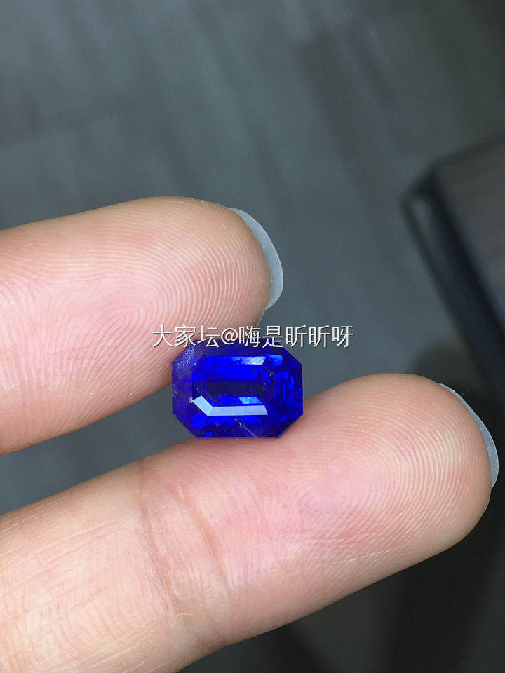 4.5卡的皇家蓝蓝宝石大家帮我看看值不值得入_蓝宝石