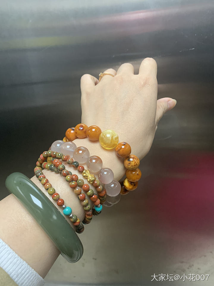 喜欢冬天_琥珀蜜蜡珠串南红
