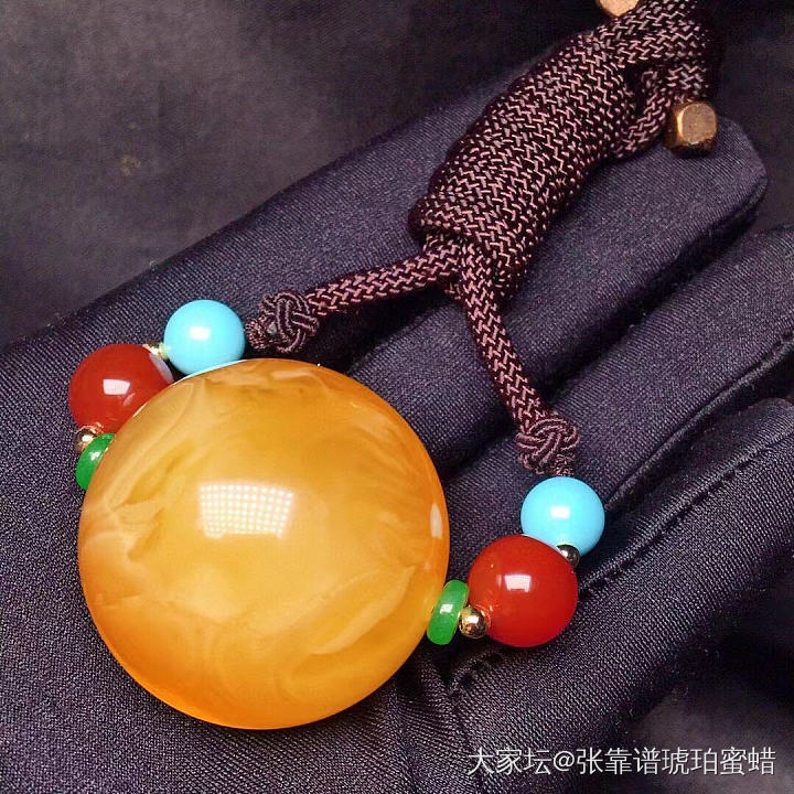 卡29的蜜蜡圆珠能做啥_琥珀蜜蜡