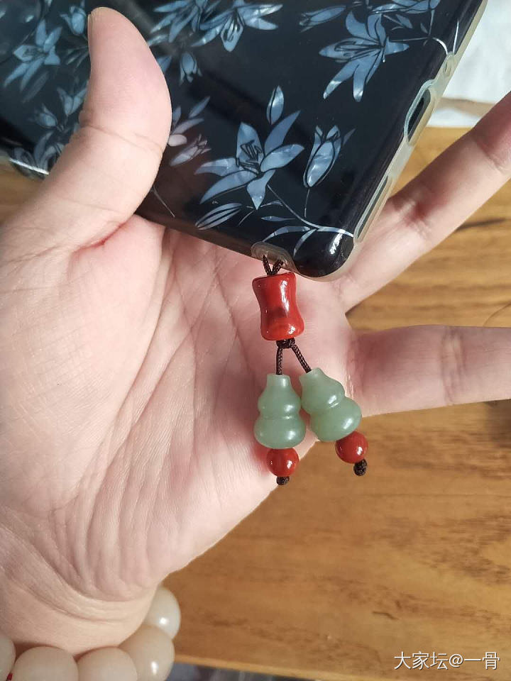 晒出你的手机链_挂饰