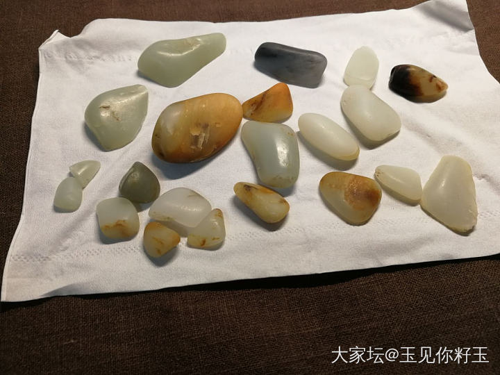 开一个免费鉴定帖，长期有效，有时忙，空时会一一回复（更新于2023.04.15）_和田玉