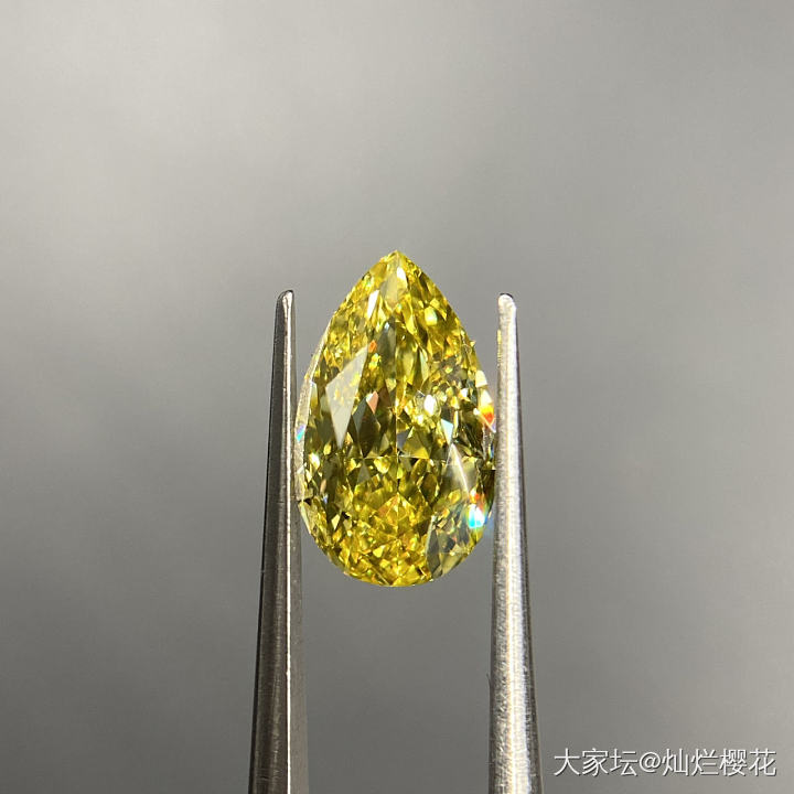 黄钻最近的价格📈 现货合适的赶紧下手呀，一克拉艳彩4万多，喜欢的询价_异形钻彩钻