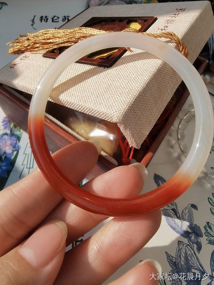求推荐玉髓手镯_玉髓玛瑙