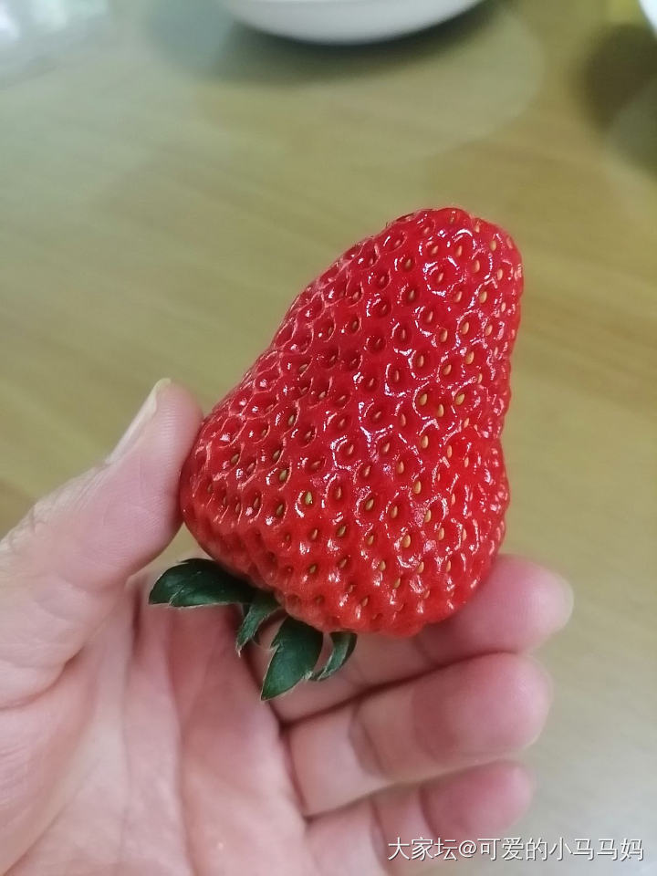 你们那里的草莓自由了吗？_生活水果