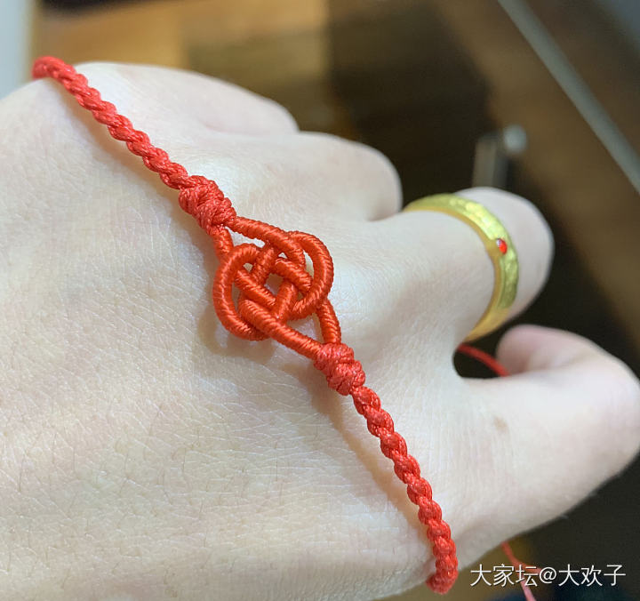 求助坛子里的编绳大神，这个叫什么结_编绳
