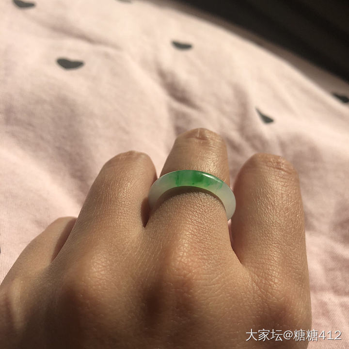 要是有个这种品质的镯子就可以出坑了_翡翠