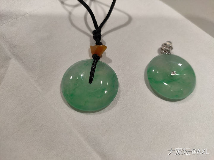 忽然迷上平安扣了，问问大家平安扣都啥价格？_平安扣翡翠