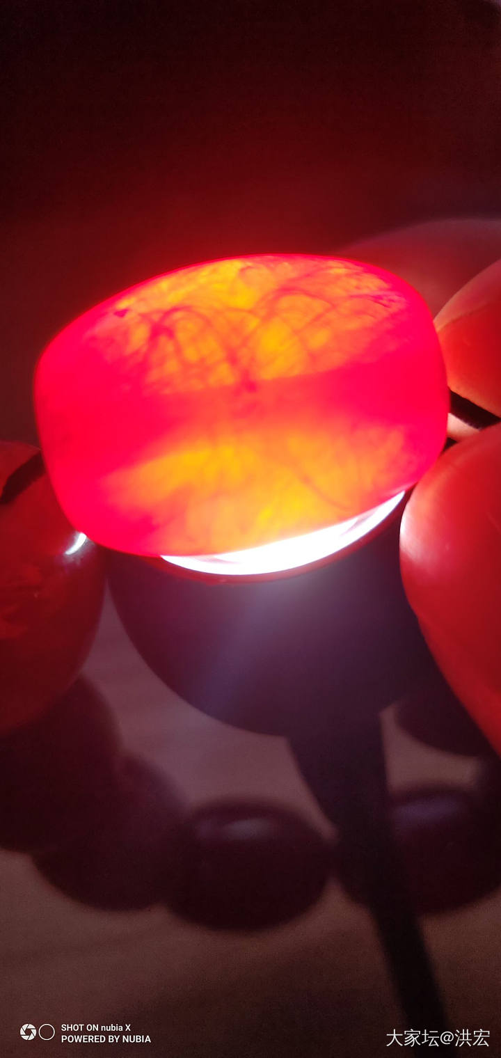 西亚蜜蜡之枣红蜜蜡