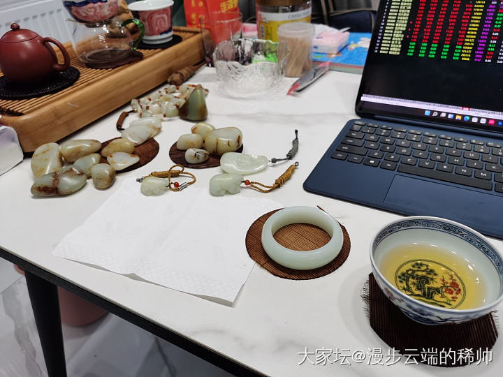 双休常规动作，品茗、复盘、盘玉😜_手镯
