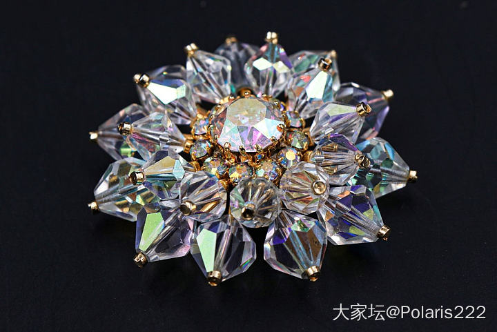 极光雪花胸针_白水晶首饰