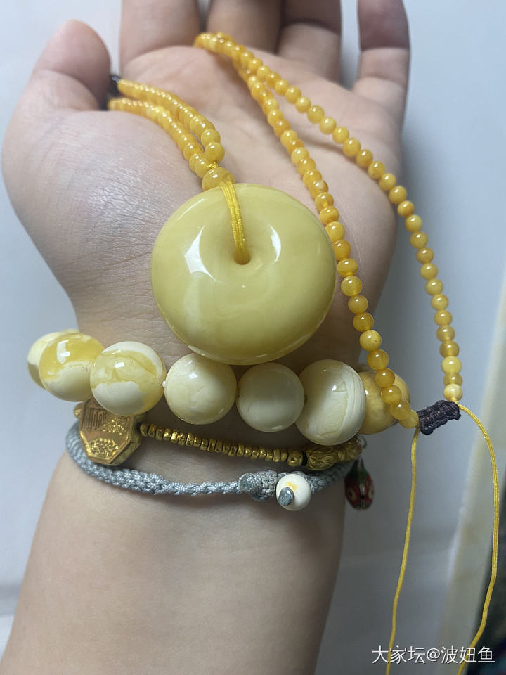蜜蜡平安扣项链变手串_琥珀蜜蜡