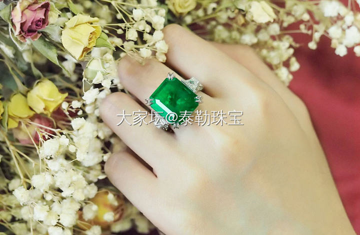 【泰勒彩宝】12.69ct哥伦比亚祖母绿戒指_祖母绿