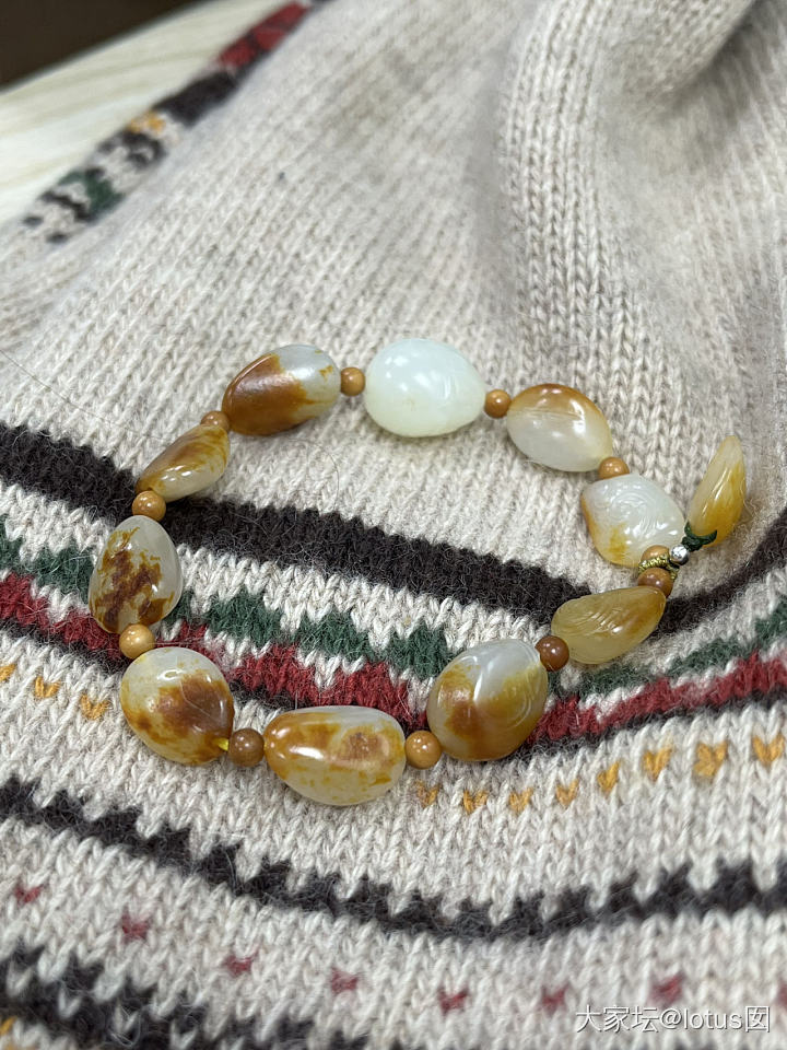 陪我最后一班岗_琥珀蜜蜡