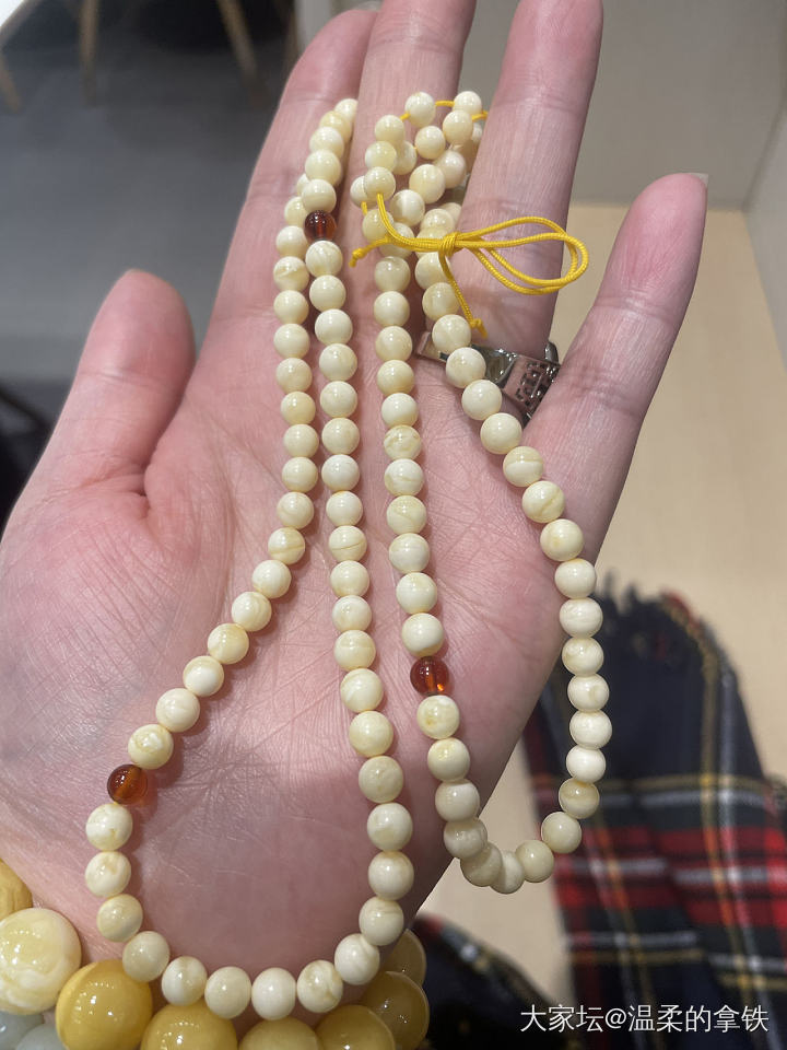 大神们看看蜜蜡_琥珀蜜蜡