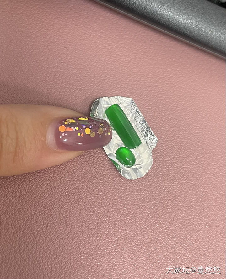 秀一秀你的绿眼睛戒指_戒指翡翠