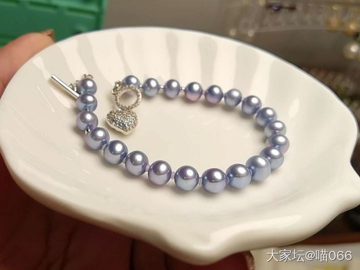 想问下各位姐妹，珍珠饰品买太多了，去哪里出闲置比较靠谱？