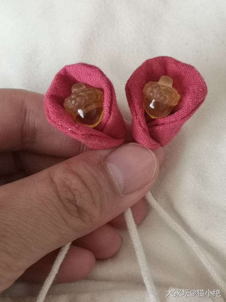 可可爱爱橡果子_琥珀
