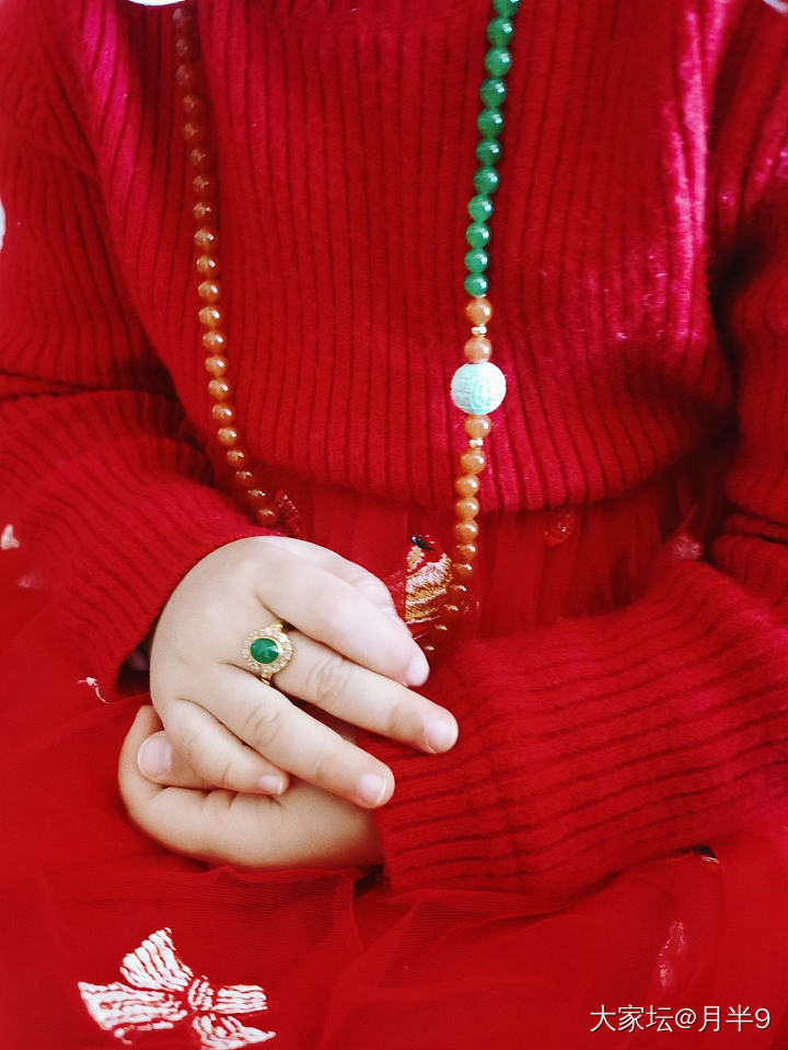 坛二代的小项链跟她的珠宝首饰盒_手镯碧玉和田玉金