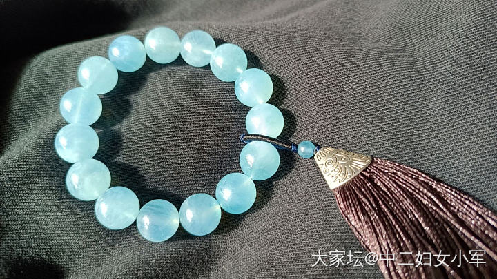 今天的右手蛮鲜亮~_珠串海蓝宝