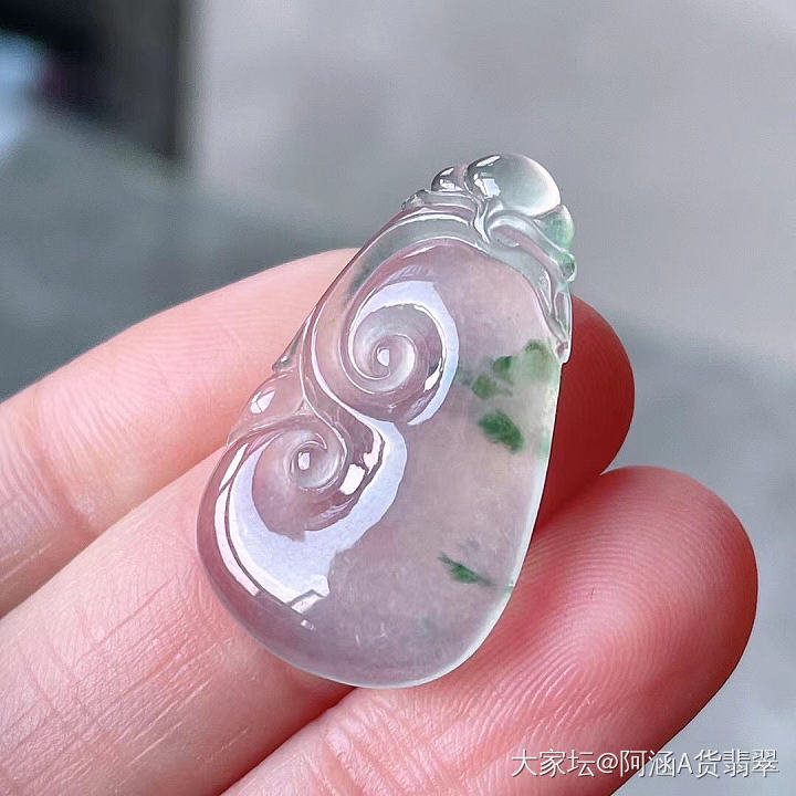 高冰翡翠如意_翡翠